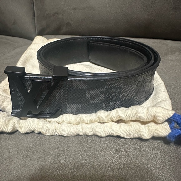LV Belt Authentic - Picture 1 of 2